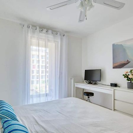 Le Fonction, Meuble 4 Etoiles, Avec Parking Boxe Apartamento Aix-en-Provence Exterior foto